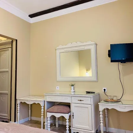 Patkovski Gold Hotel *