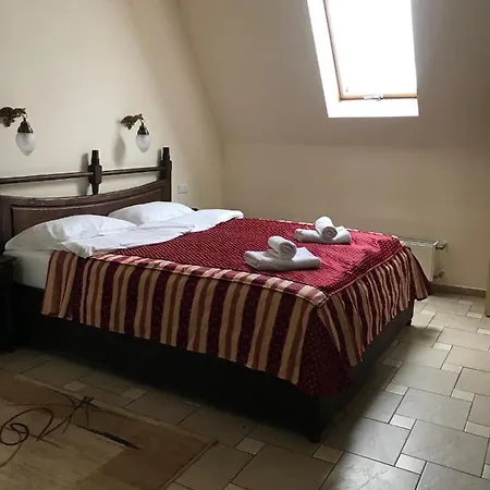 Patkovski Gold Szálloda *